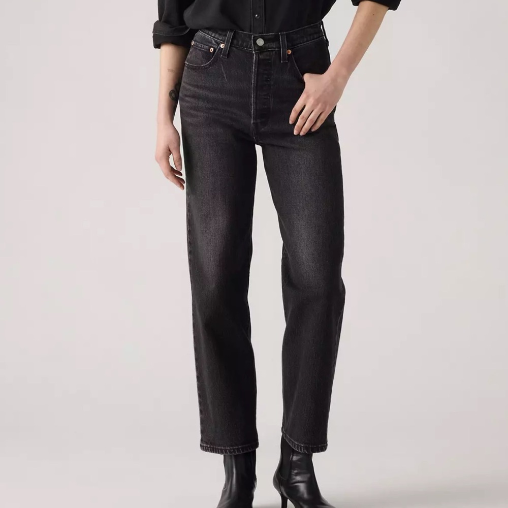 Levi’s ribcage ankle straight jeans